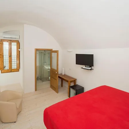 B&B Relais Carlo V - Palazzo Storico 갈리폴리