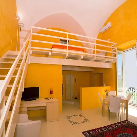 Relais Carlo V - Palazzo Storico Bed & Breakfast Gallipoli