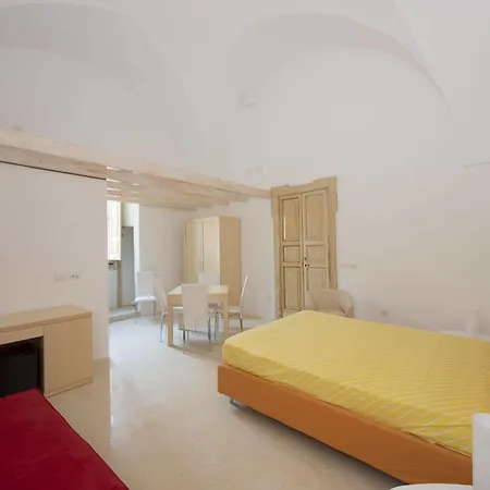 Bed & Breakfast Relais Carlo V - Palazzo Storico 2*