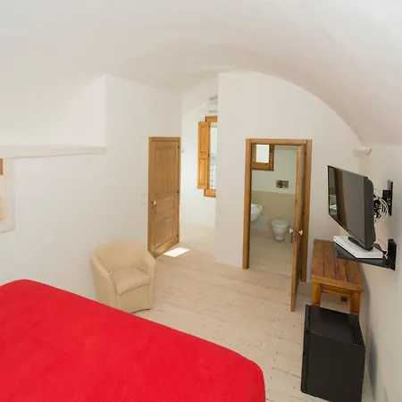 Relais Carlo V - Palazzo Storico 2* 加利波利