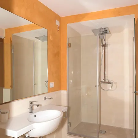 Relais Carlo V - Palazzo Storico Couette-café 4*