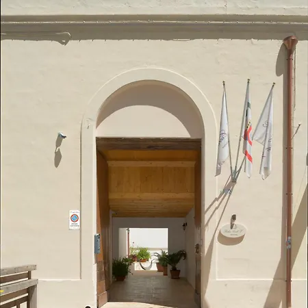 Relais Carlo V - Palazzo Storico Couette-café