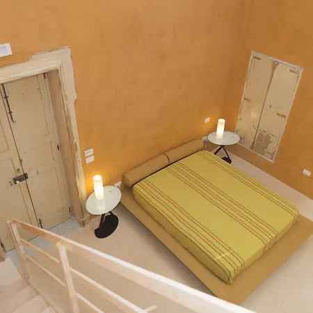 Relais Carlo V - Palazzo Storico 4* 加利波利
