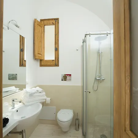 Relais Carlo V - Palazzo Storico Couette-café
