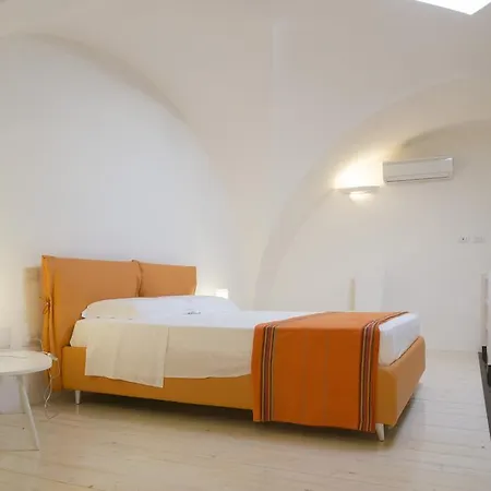 Relais Carlo V - Palazzo Storico 加利波利