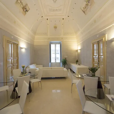 ベッド・アンド・ブレックファスト Relais Carlo V - Palazzo Storico