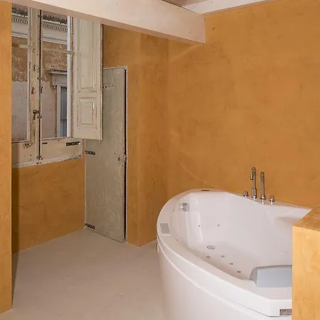 Relais Carlo V - Palazzo Storico 加利波利