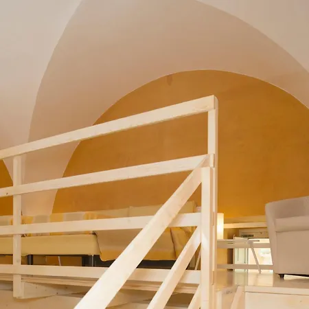 Relais Carlo V - Palazzo Storico 4*