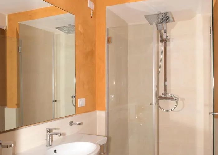 Relais Carlo V - Palazzo Storico Bed & Breakfast 4*