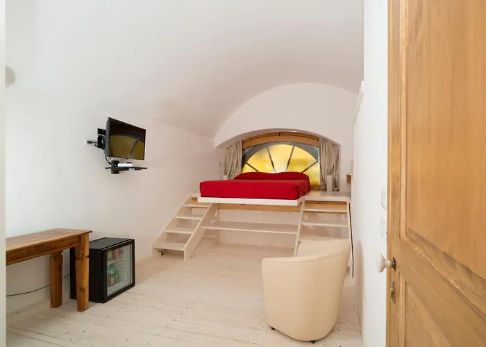 Relais Carlo V - Palazzo Storico Gallipolli