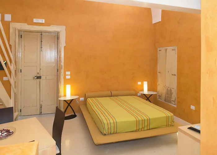 Relais Carlo V - Palazzo Storico