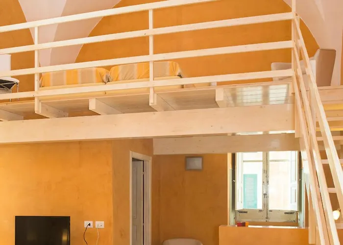 Relais Carlo V - Palazzo Storico Bed & Breakfast 4*