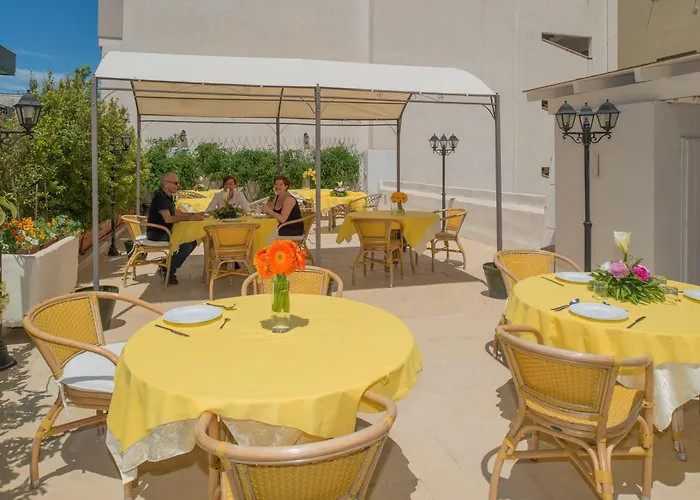 Relais Carlo V - Palazzo Storico Bed & Breakfast