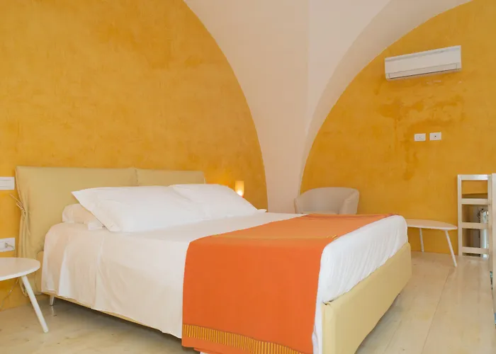 Relais Carlo V - Palazzo Storico