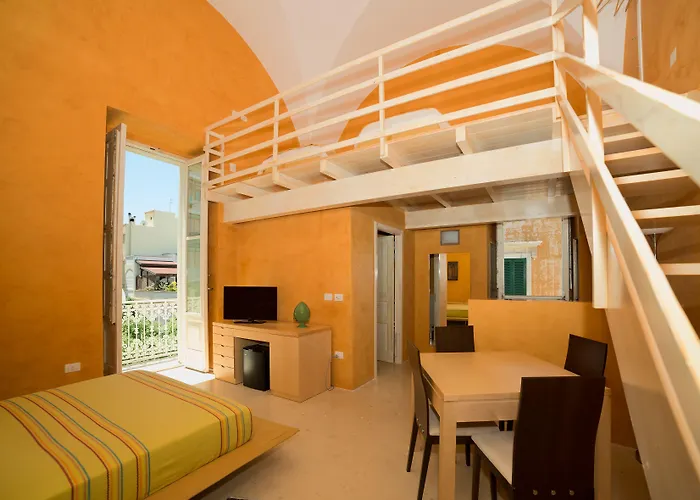 Relais Carlo V - Palazzo Storico