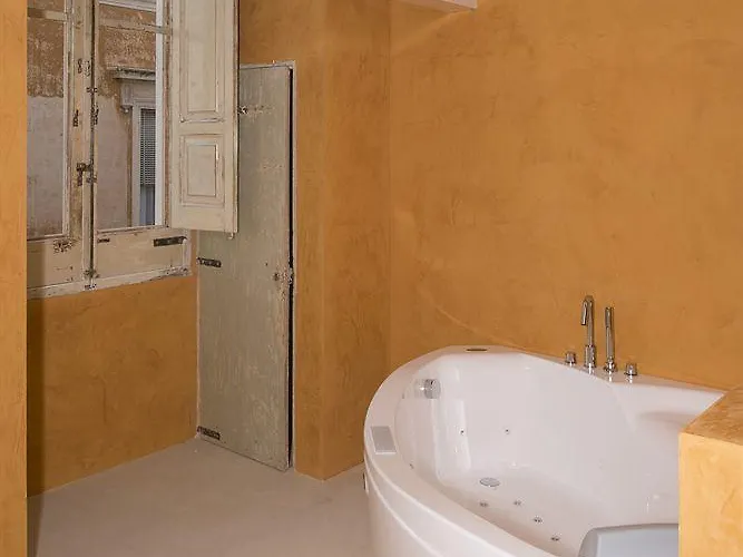 Relais Carlo V - Palazzo Storico Gallipoli