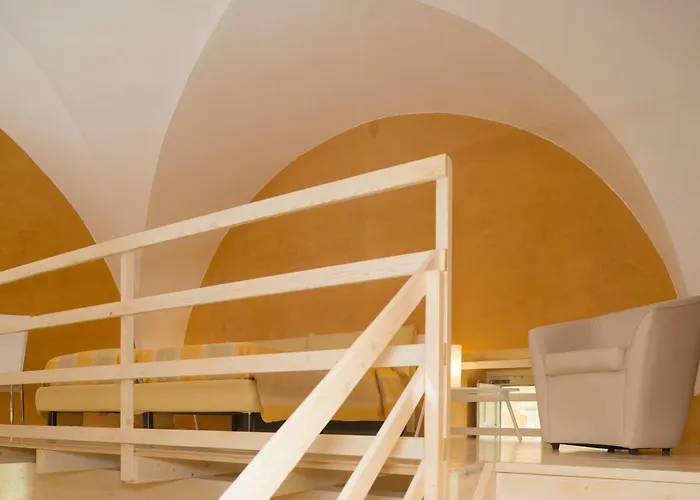 Relais Carlo V - Palazzo Storico 4*